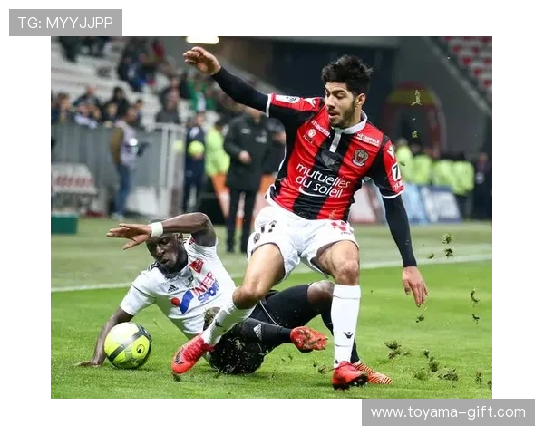 国际米兰边翼卫主导进攻，当前赛季中路渗透能力是否面临挑战，影响球队整体表现