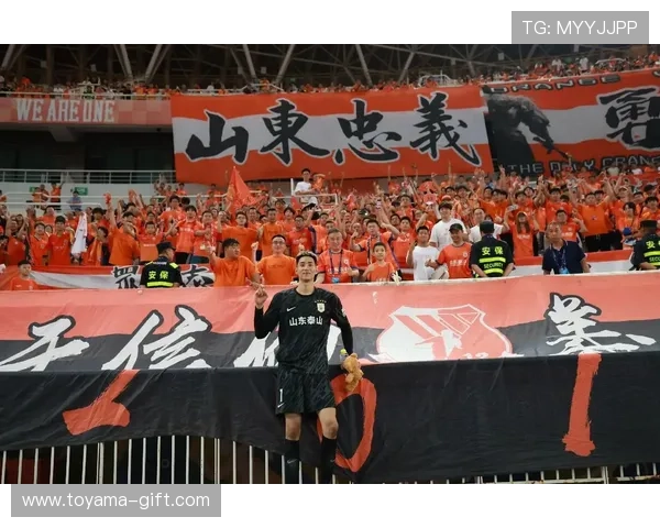 泰山队争冠节奏趋稳,关键阶段表现波动逐步反映,战绩稳定性面临考验 泰山队争冠节奏趋稳,关键阶段表现波动逐步反映,战绩稳定性面临考验